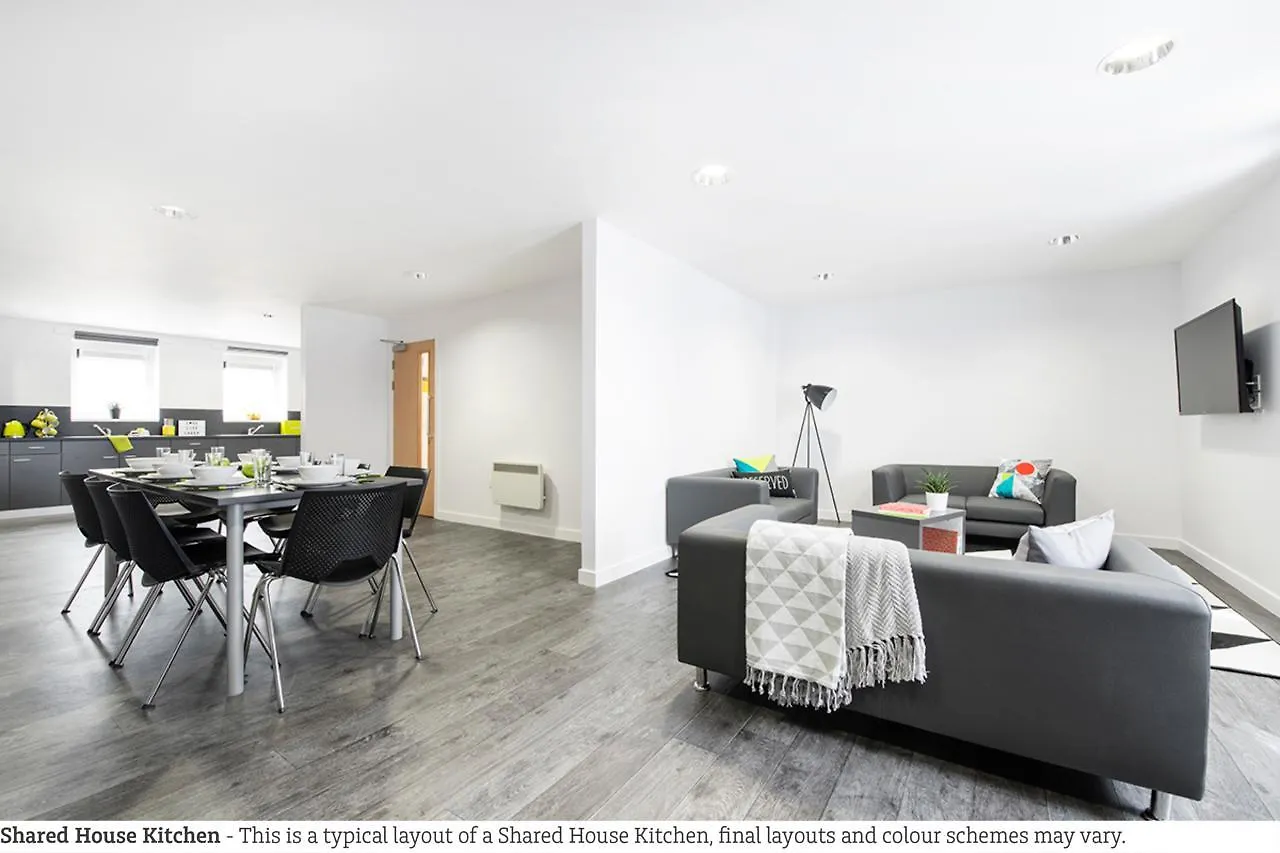 Crescent Place- Campus Accommodation Southampton Apartment